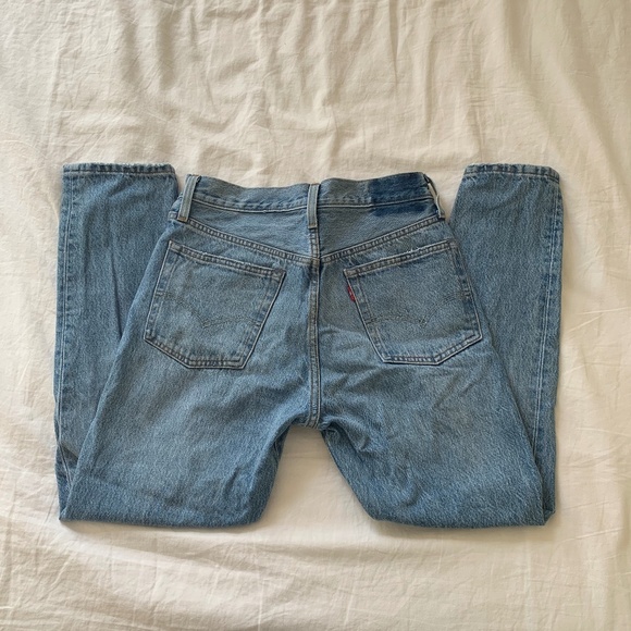 LEVI 501® ORIGINAL FIT WOMEN'S JEANS - Picture 5 of 9